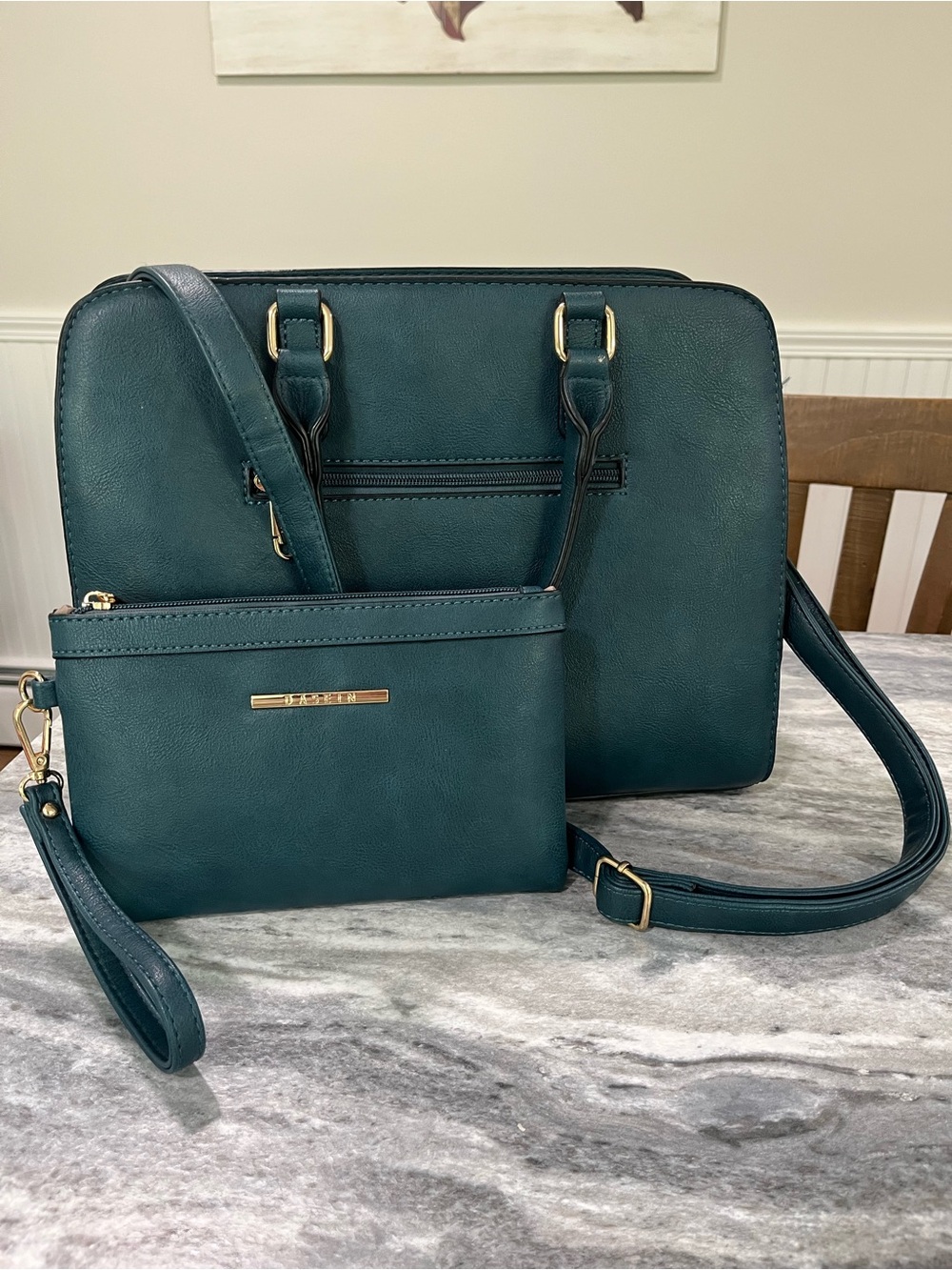 Amazon Teal Crossbody Handbag with Matching Wristlet